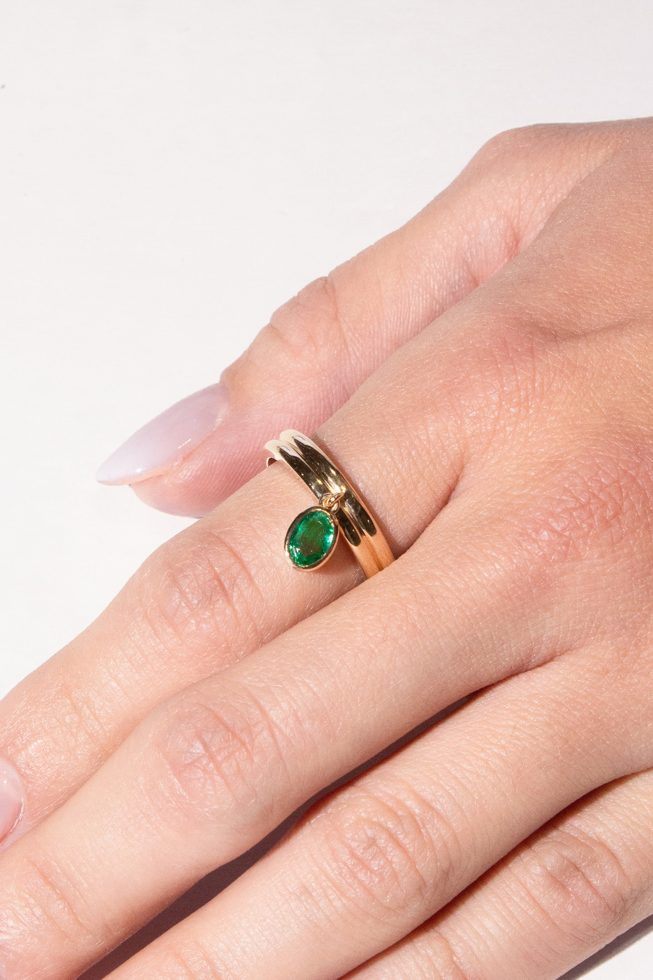 Hanging Emerald Ring Secondary image