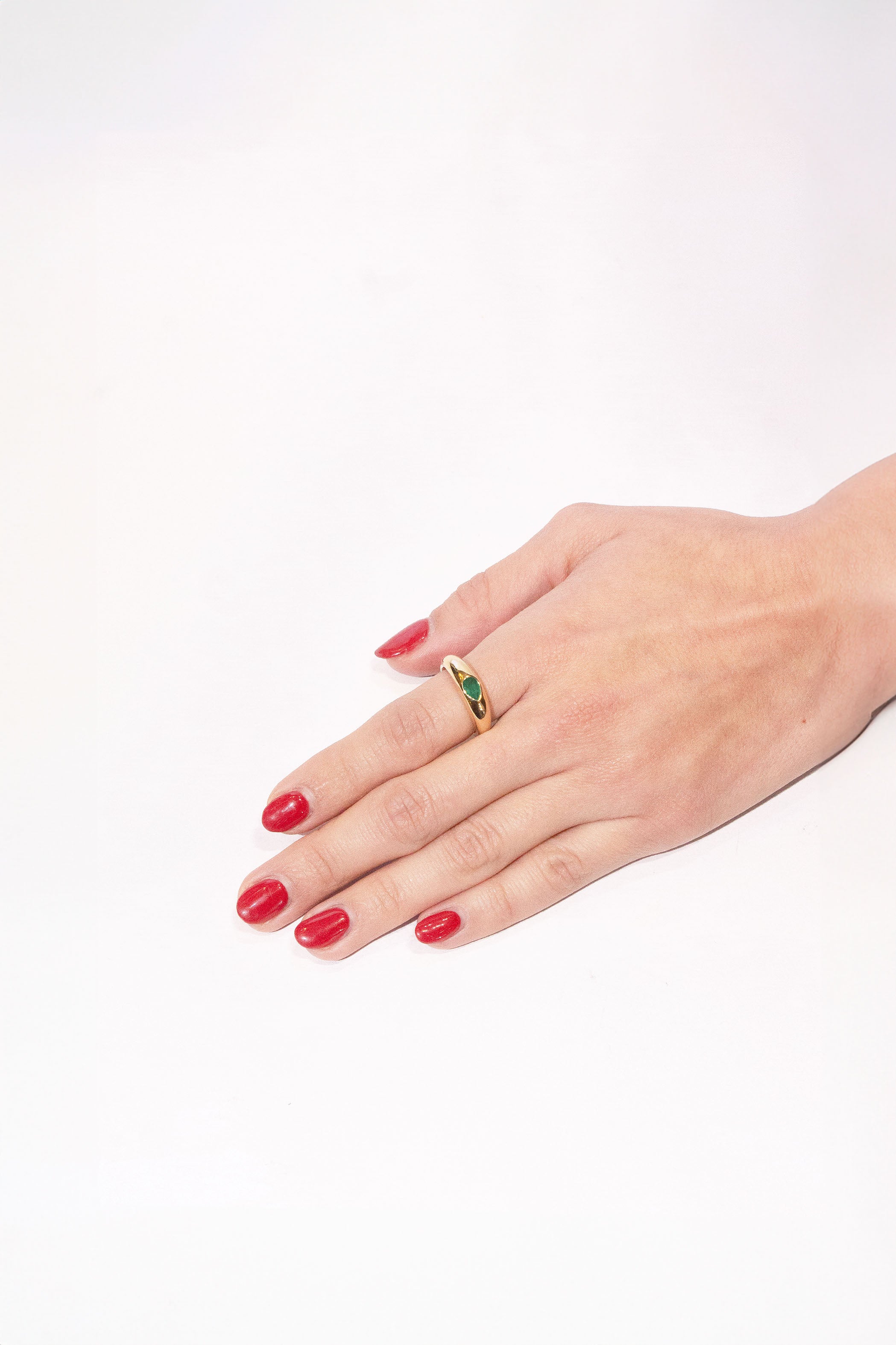 Inlay Pear Shaped Emerald Ring Secondary image