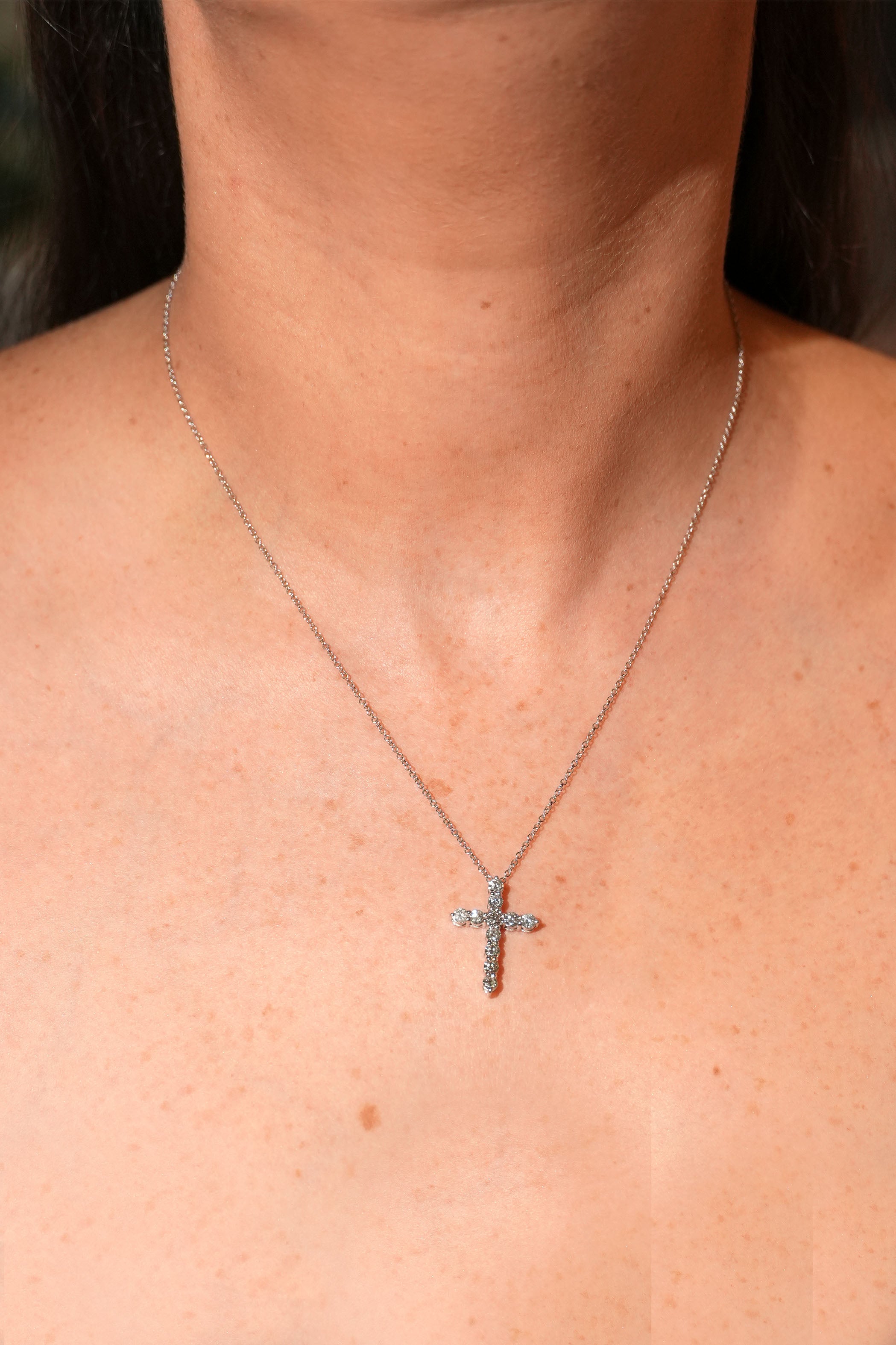 Diamond Cross Shareprong Secondary image