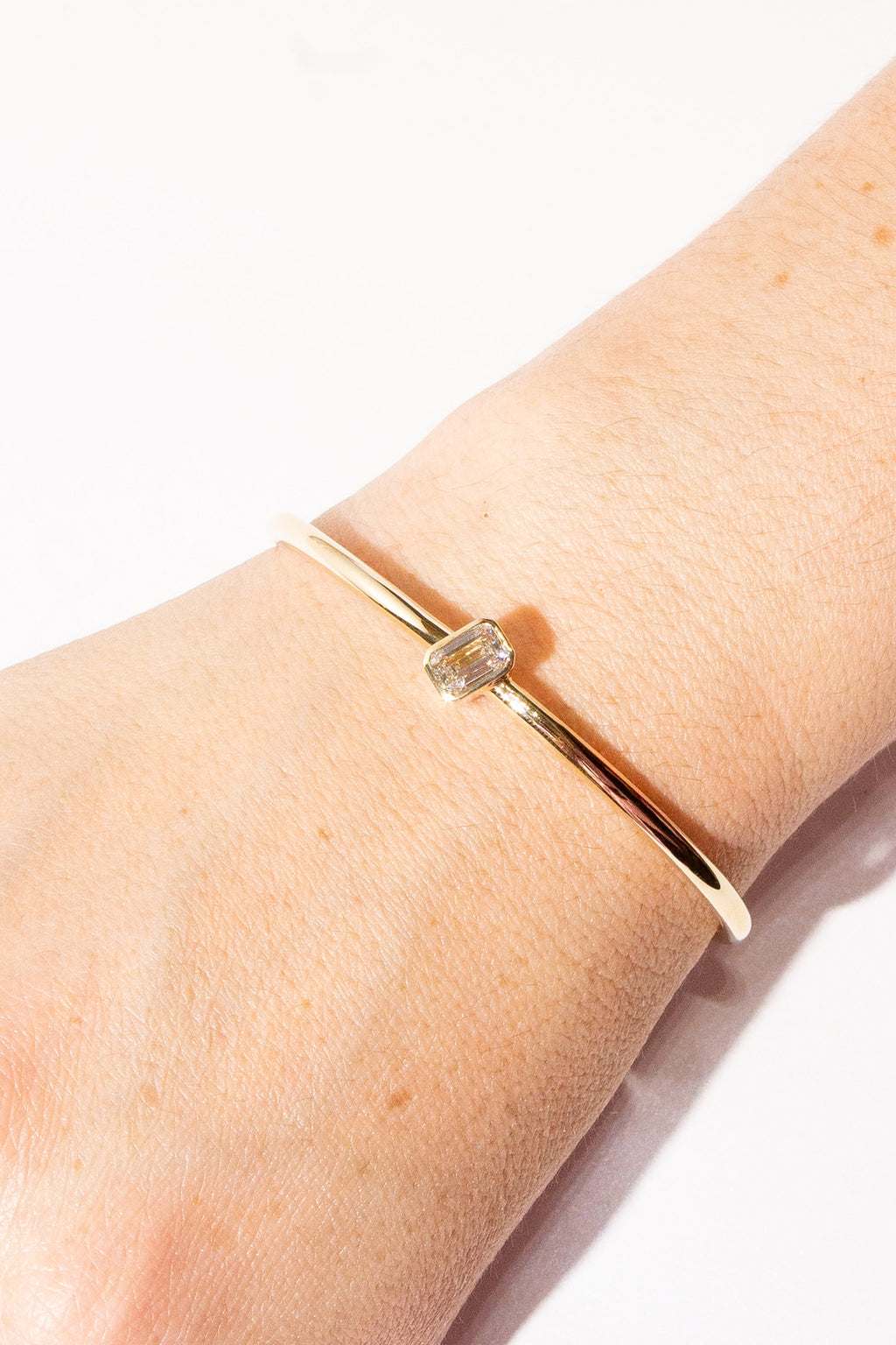 Solitaire Emerald Bangle