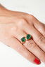 Emerald Toi et Moi Ring