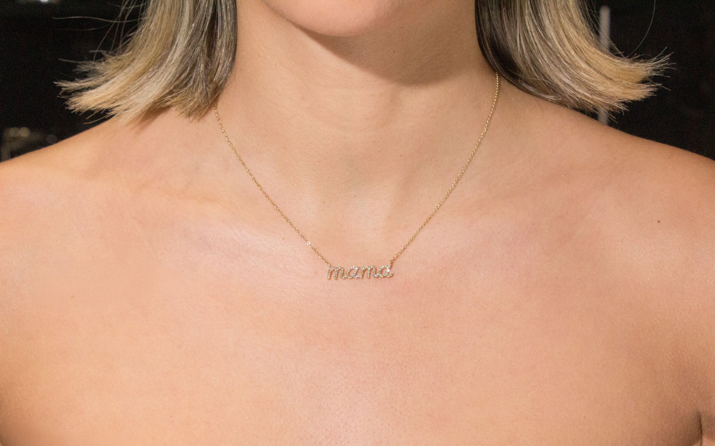 Mama Diamond Necklace